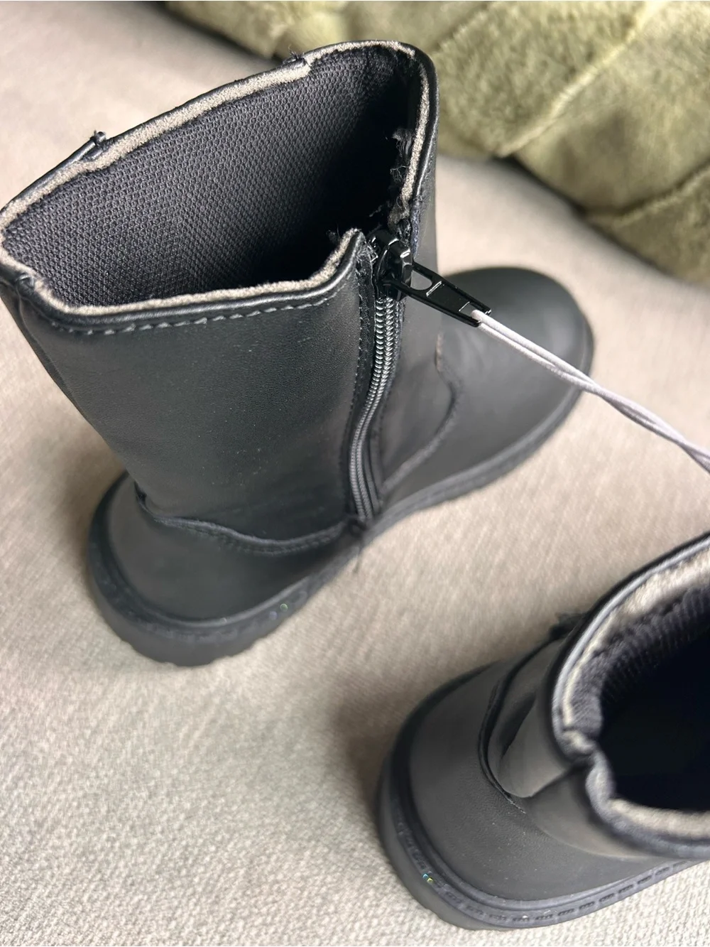 Girls Black Quilted Heart Buckle Mid-Calf Boots
